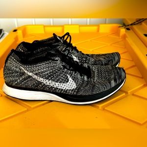 Nike Flyknit Racer “Oreo” 10.5